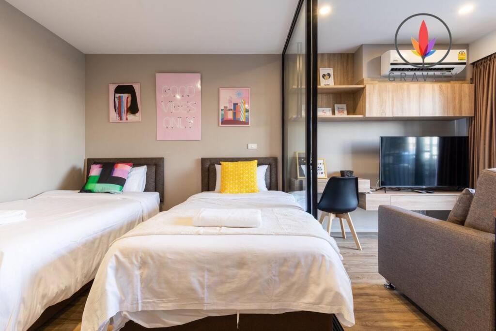 Bts S5 Surasak 900 Meters Near The Mekong River Pier Free Swimming Pool In Ferris Wheel Night Market Chinese Reception Center Căn hộ Bangkok